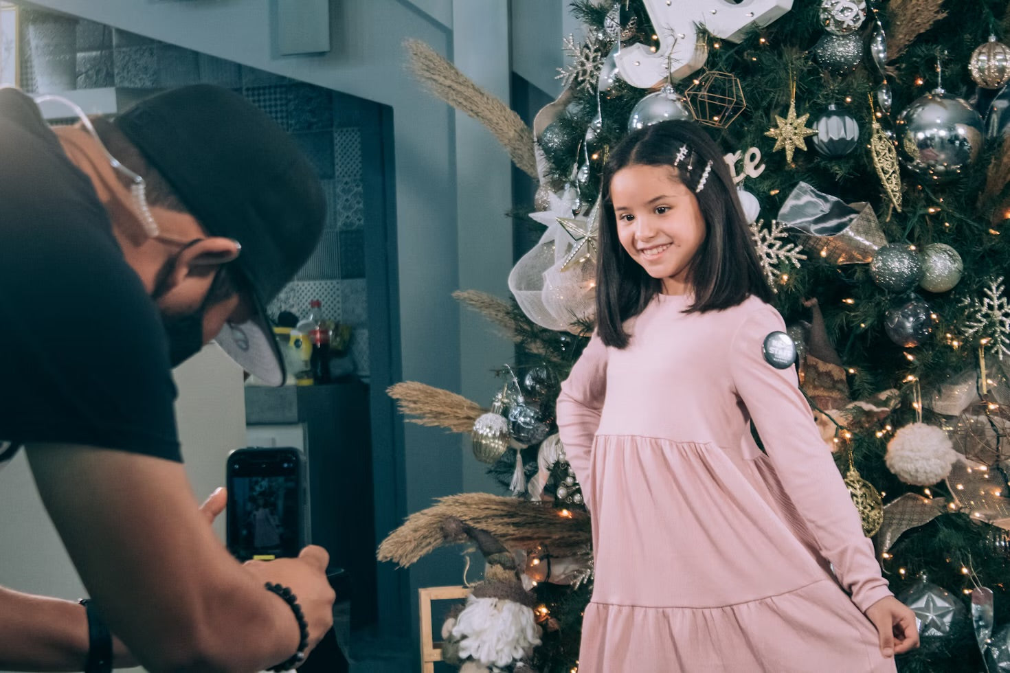 A Dad’s Guide to Periods: Supporting Your Daughter with Confidence